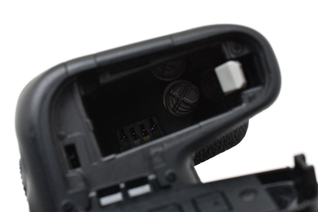 デジタルカメラ canon kiss x 10i /EF 18-55mm/EF 75-300mm