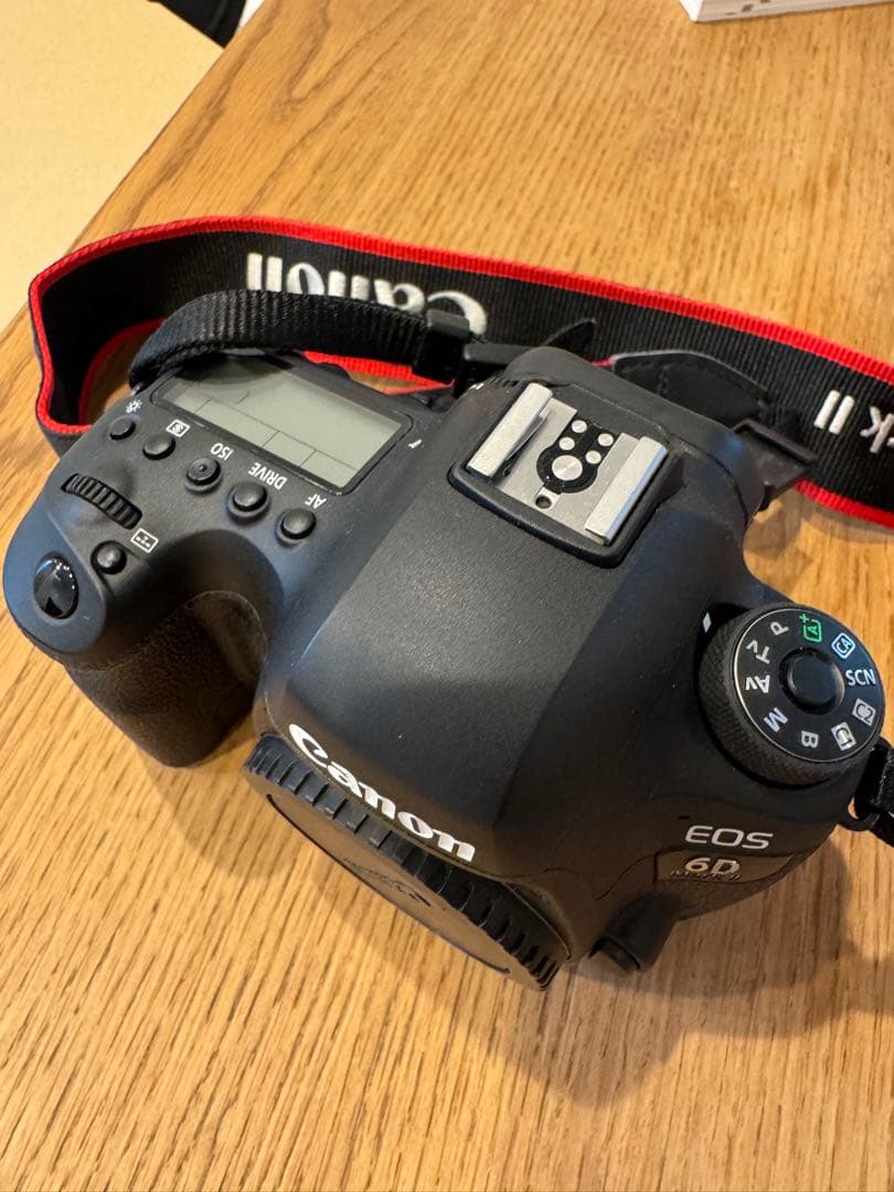 Canon EOS 6D Mark II デジタル一眼レフカメラ