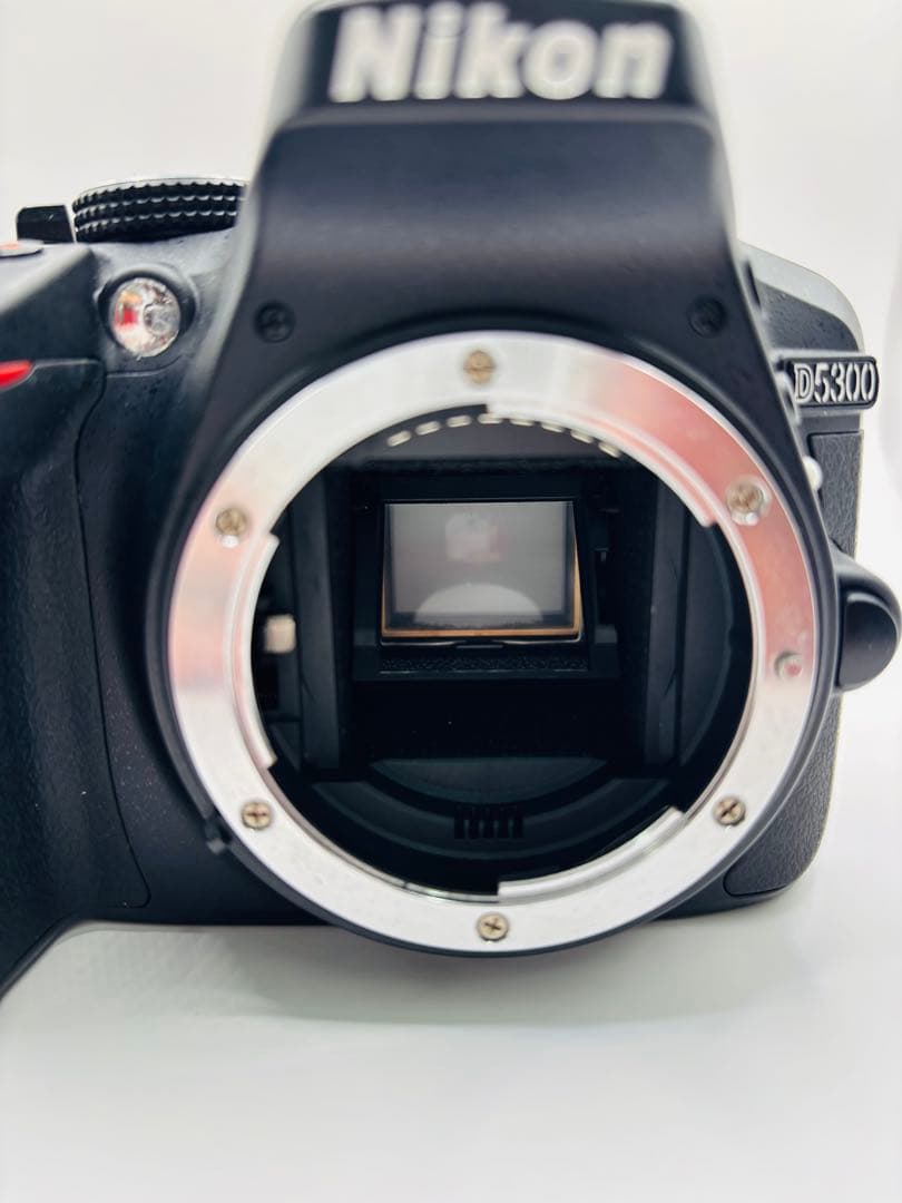 Nikon D5300 ボディ デジタル一眼レフカメラ SC:9900