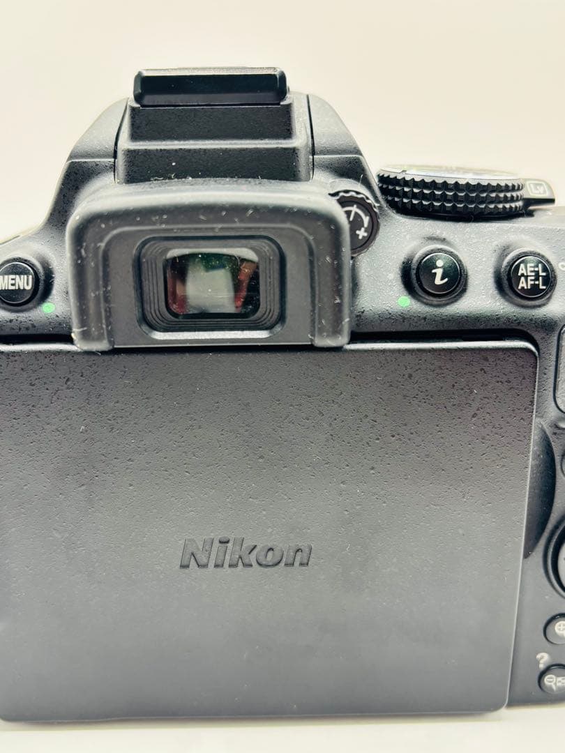 Nikon D5300 ボディ デジタル一眼レフカメラ SC:9900