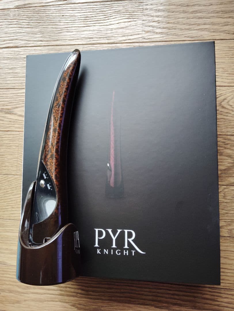 PYR KNIGT パイラナイト