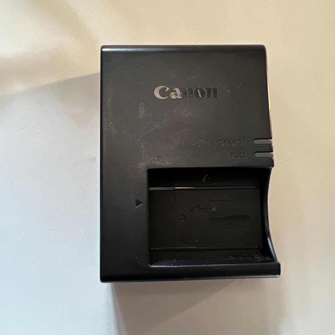 【11/30まで】Canon EOS M6 ミラーレスカメラ