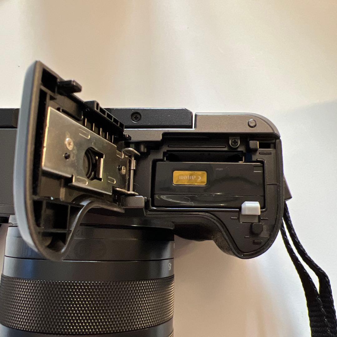 【11/30まで】Canon EOS M6 ミラーレスカメラ