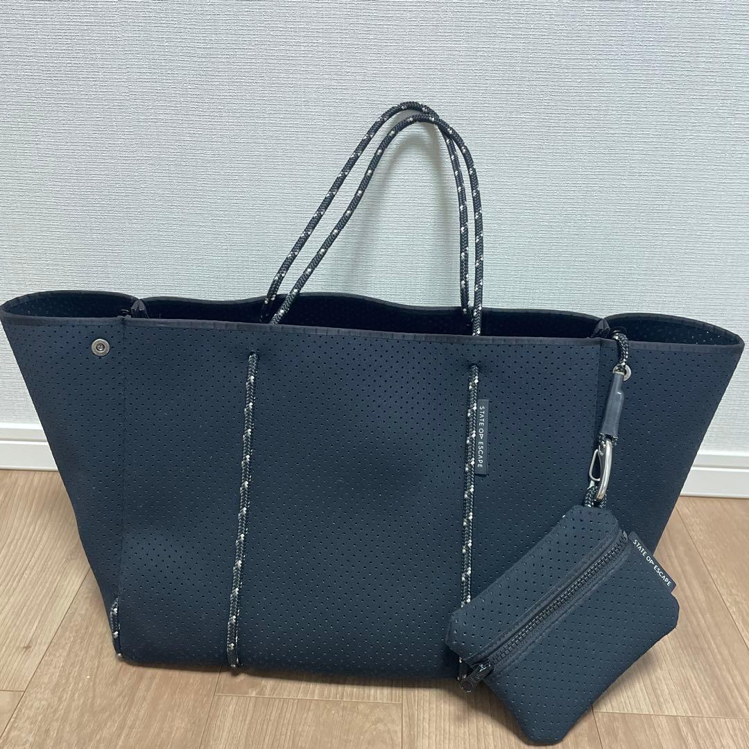 美品★STATE OF ESCAPE トートバッグ　エスケープ　ブラック