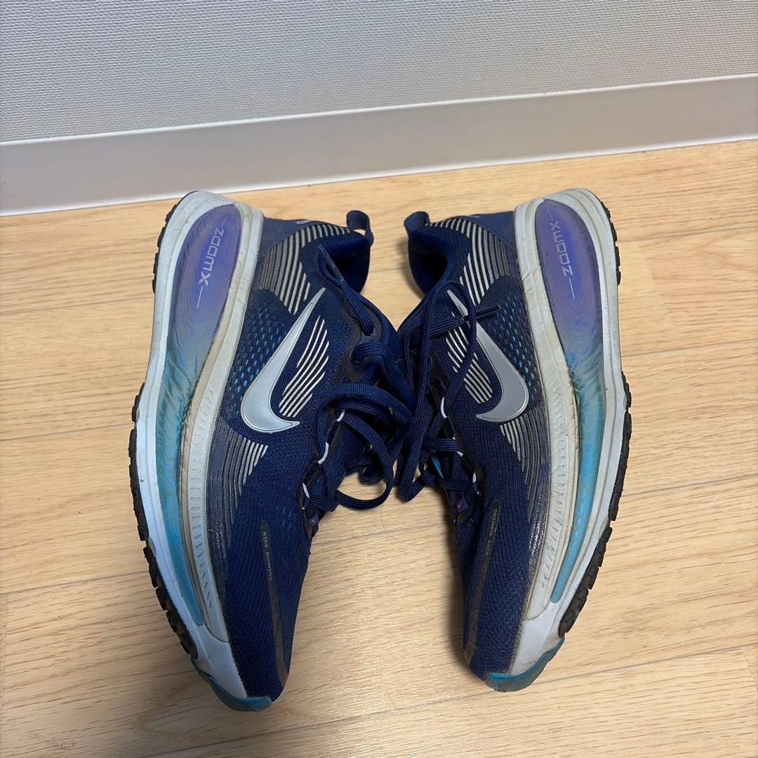 Nike Zoom ボメロ18　26.0