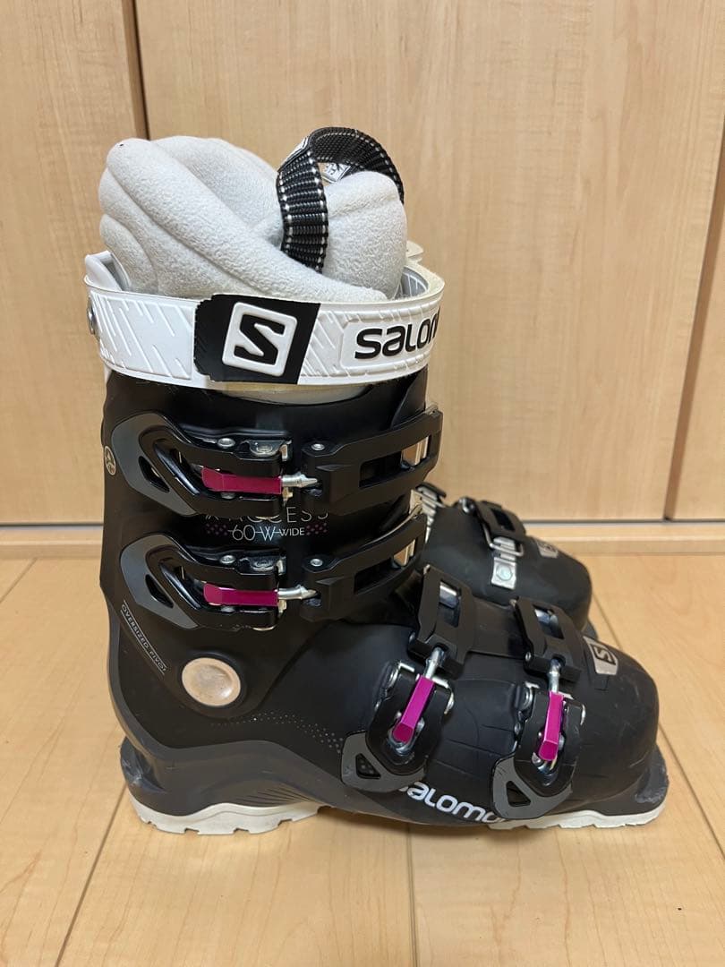 Salomon 24cm 女性用スキーブーツ
