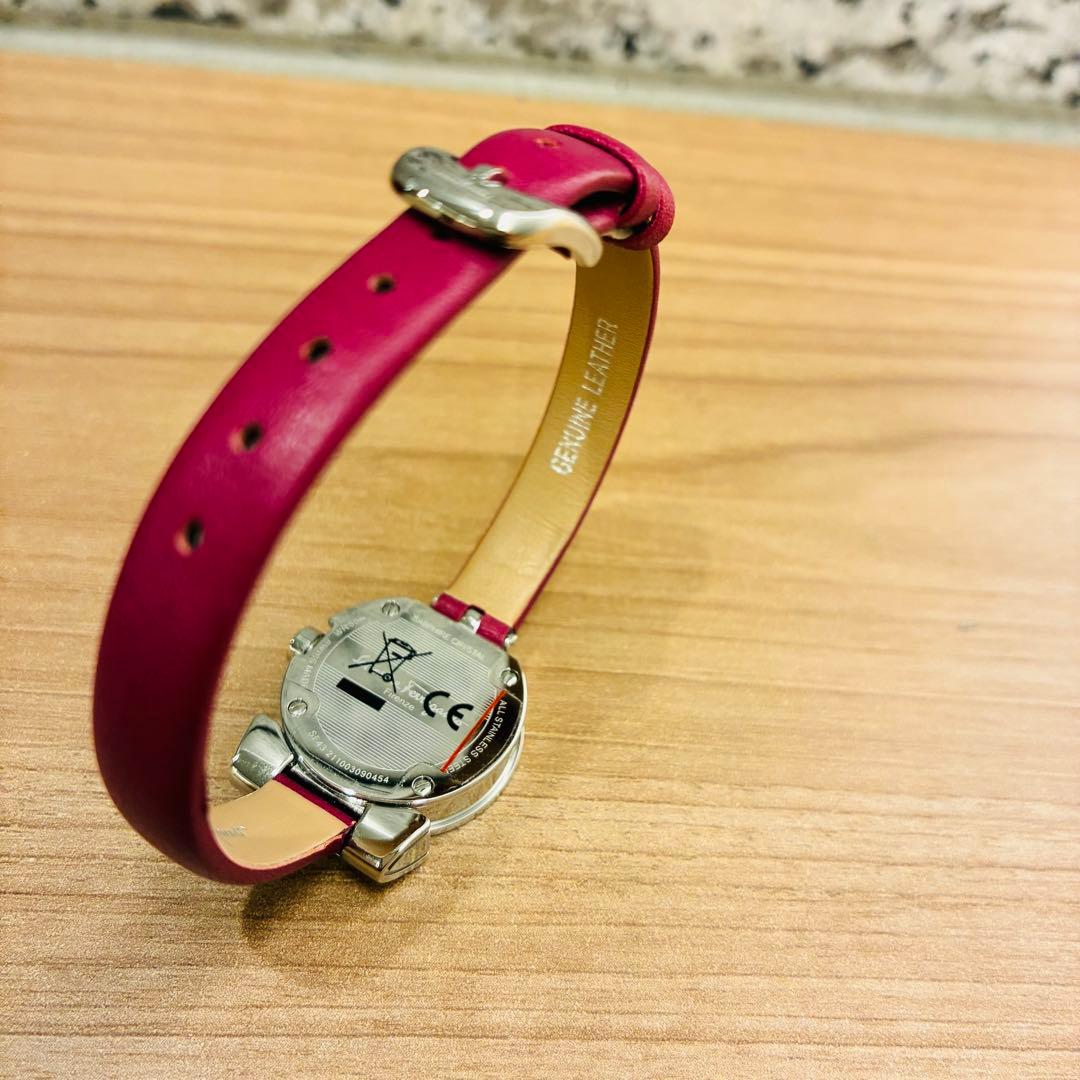 Salvatore Ferragamo フェラガモ ガンチーニ 時計 シルバー