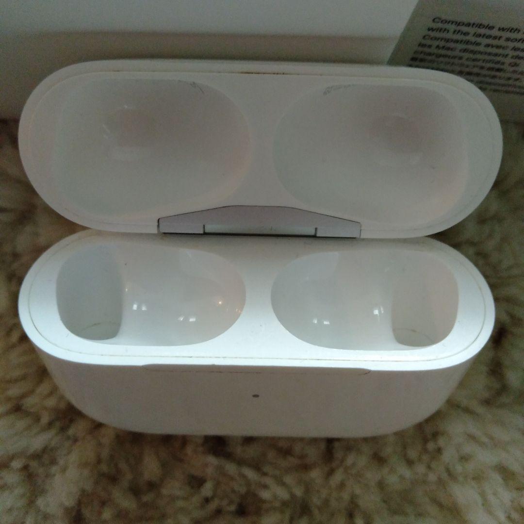 Airpods pro 第1世代（充電ケースカバー付き）