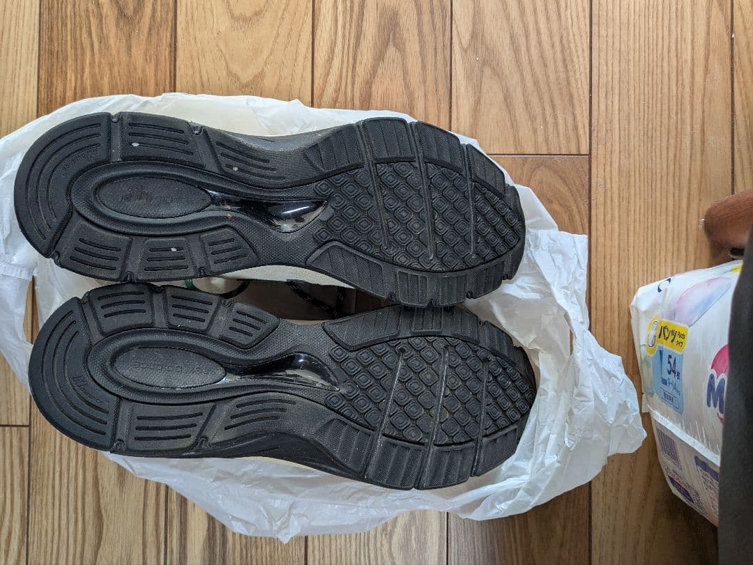 New Balance 990 マカダミアナッツ