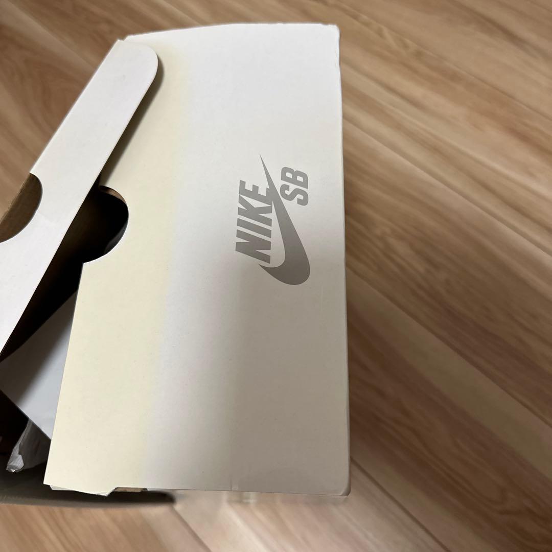 新品未使用There Skateboards × Nike SBDunk Low