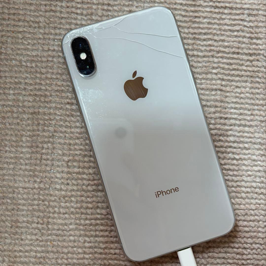 iPhone X シルバー 256GB ジャンク　キャリア不明
