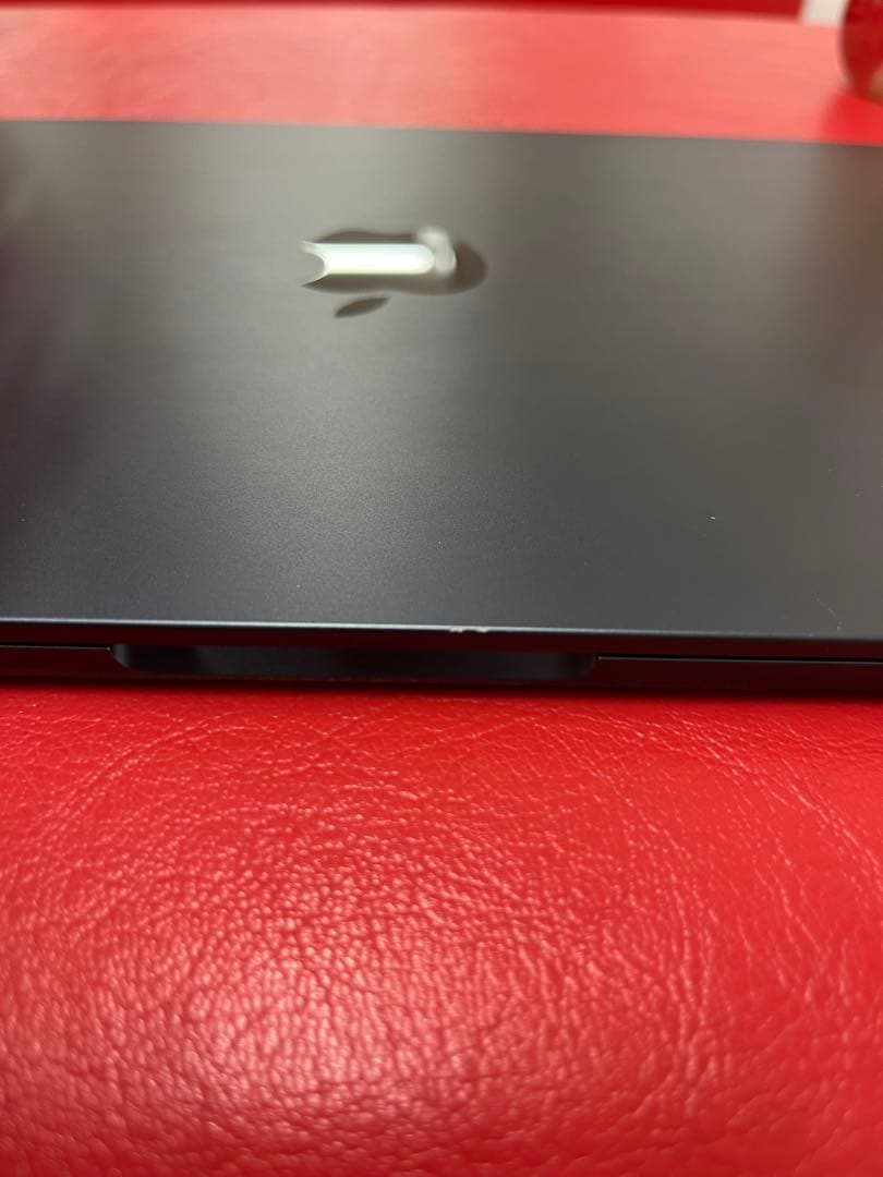 M2チップ搭載13インチ MacBook Air ミッドナイト