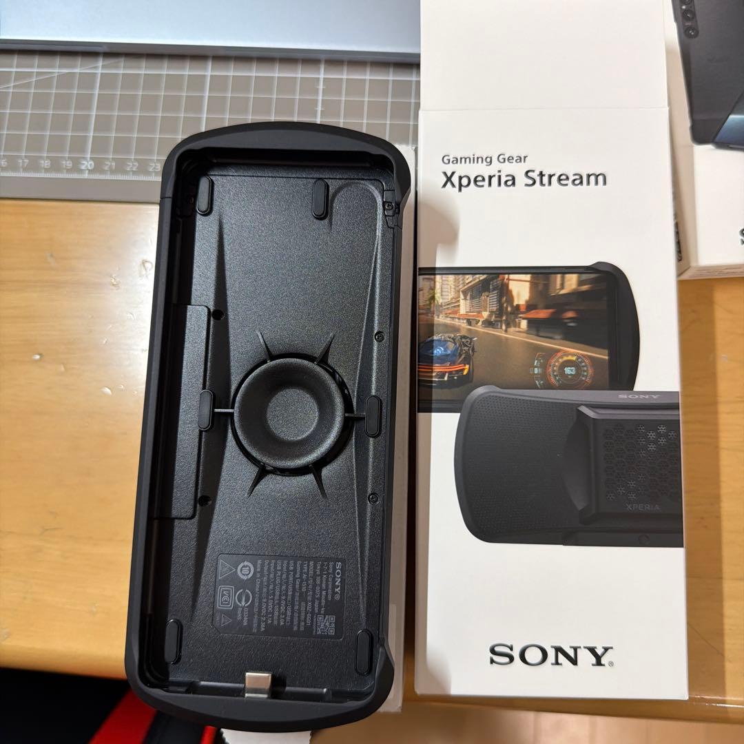スマホアクセサリー Xperia Stream Gaming Gear