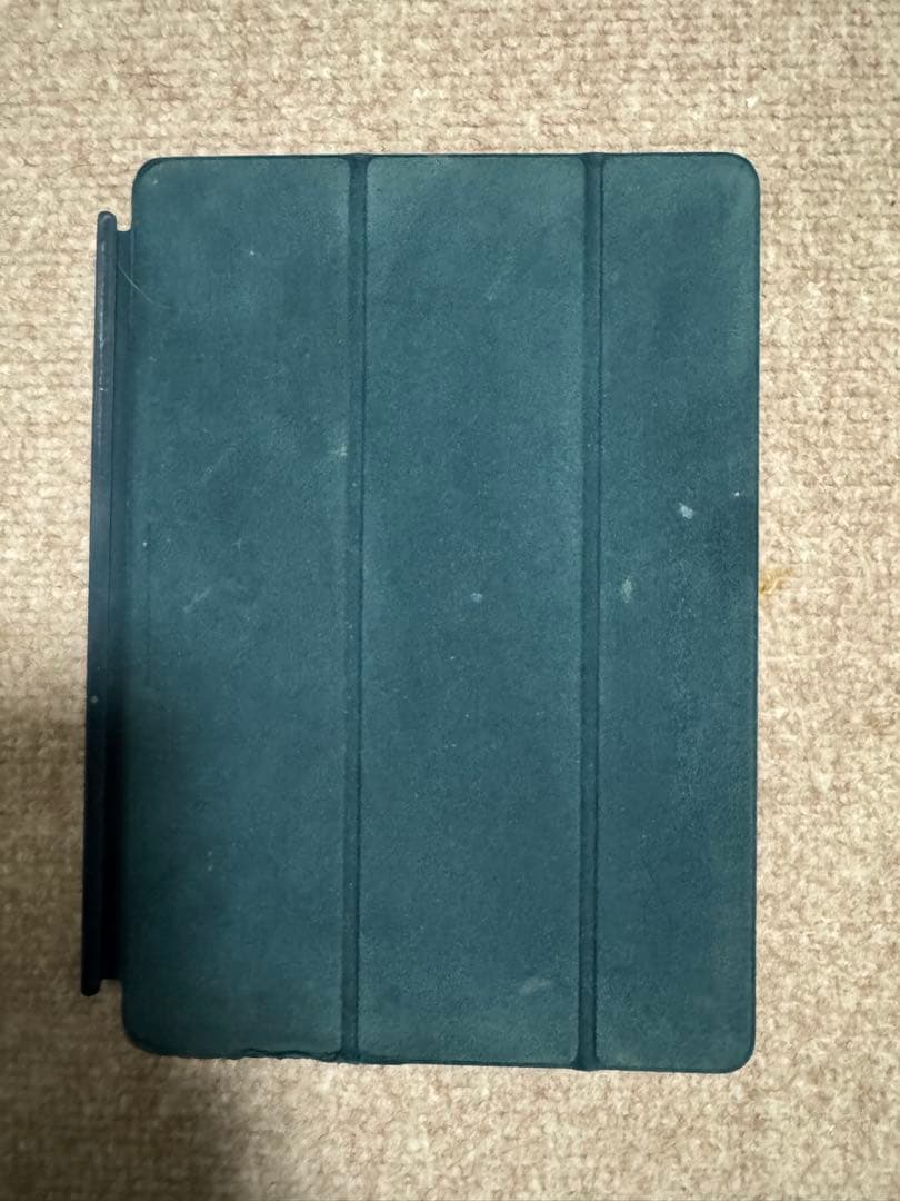 タケちゃん　　初売り　美品！iPad第9世代