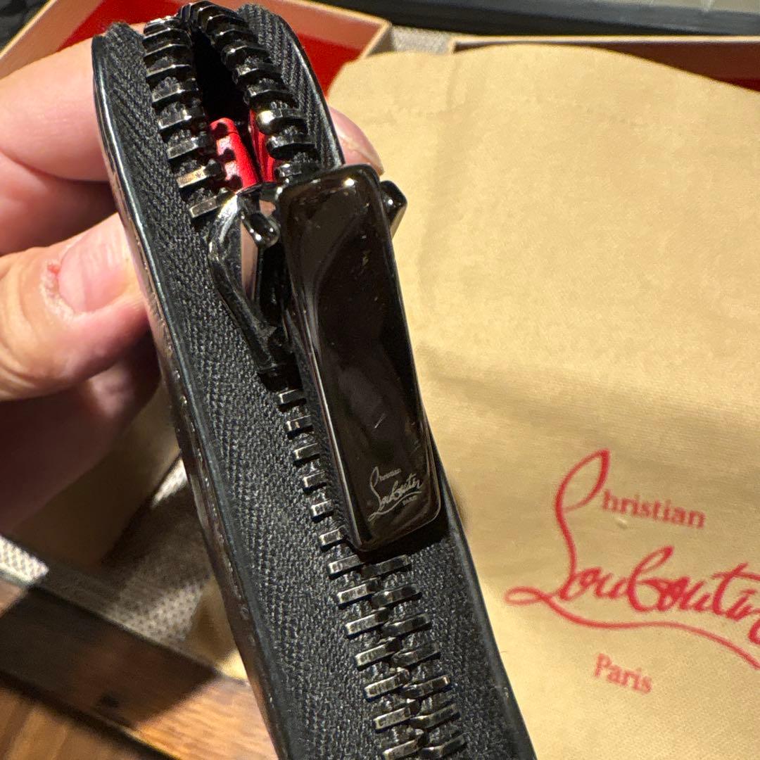 Christian Louboutin 長財布 黒