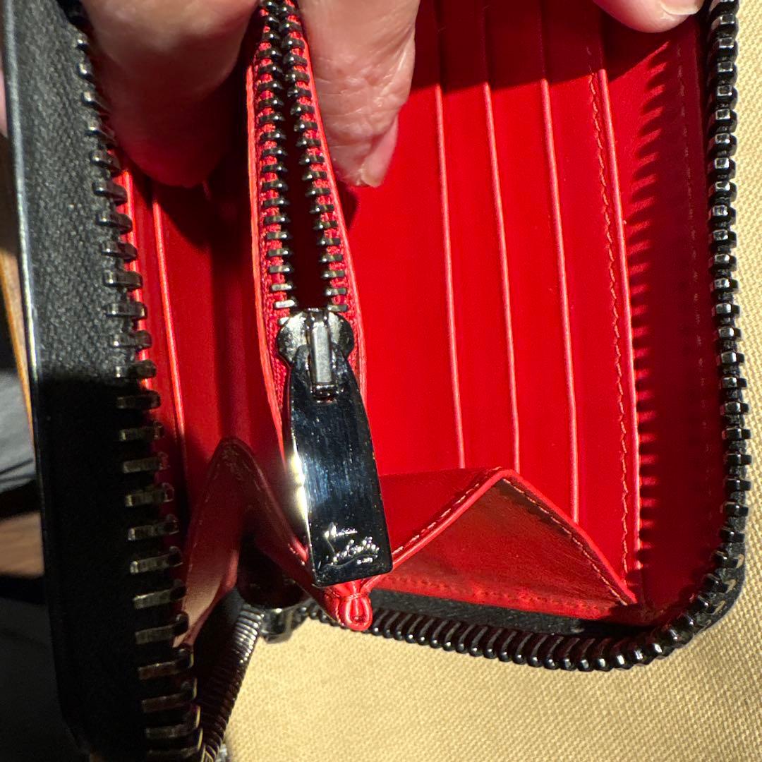 Christian Louboutin 長財布 黒