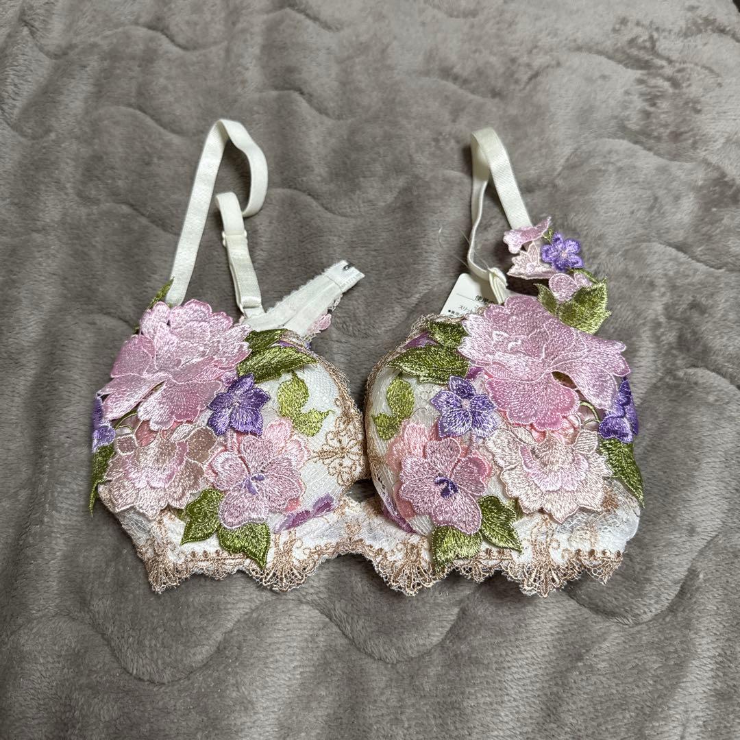 Salute 花柄刺繍 セットアップ