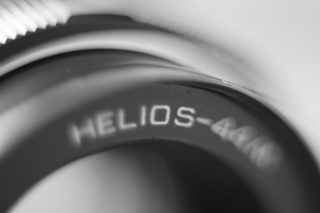 HELIOS ヘリオス 44M 58mm F2 M42マウント ぐるぐるボケ