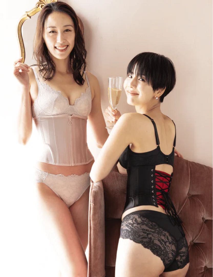 あ*ば様 元鈴木さん コルセット　キンバリー　M