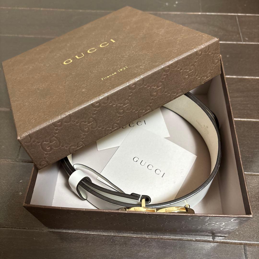 GUCCI ホワイト ハート型バックル ベルト