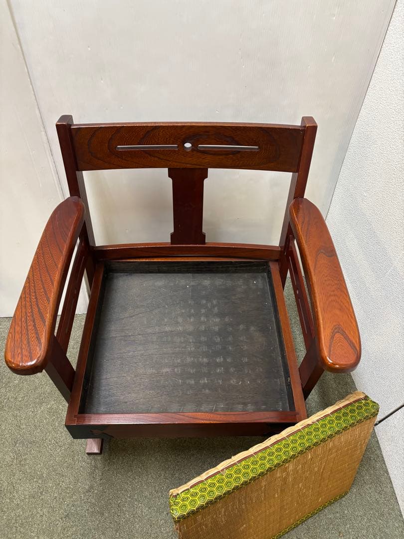 ① 昭和レトロ　和家具　和風アームローチェア　座椅子　ヴィンテージチェア当時物