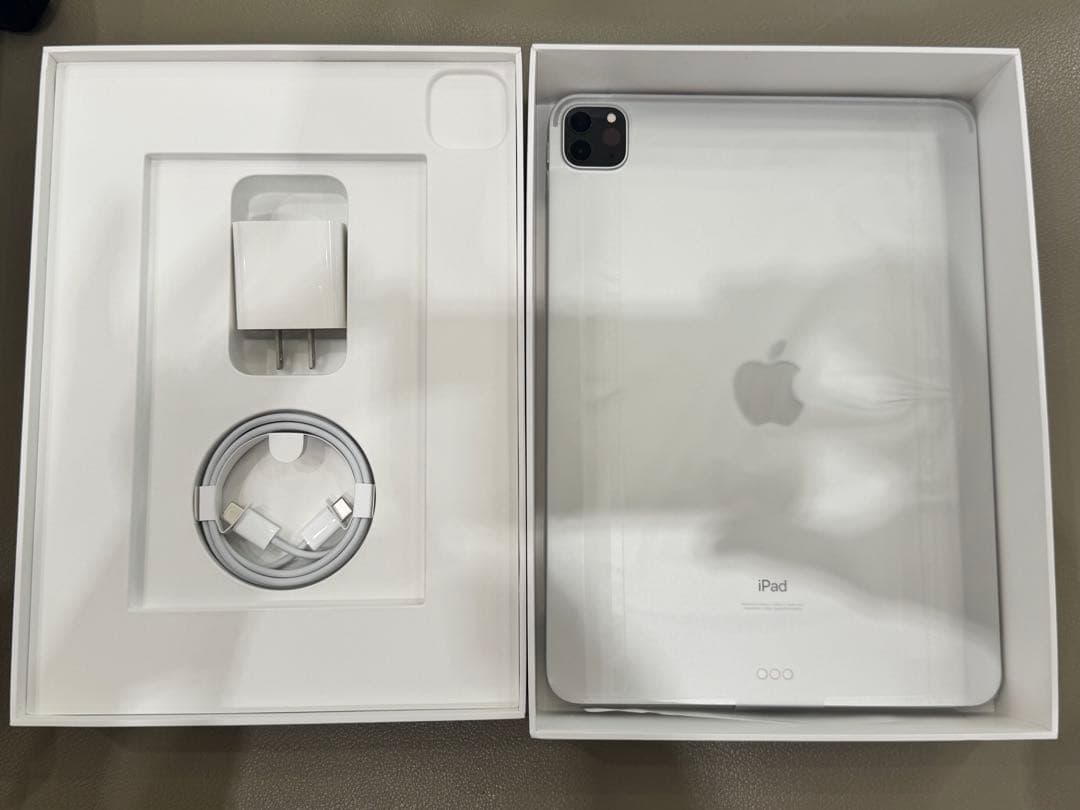 iPad Pro 11インチ 第三世代 M1 256GBシルバー WiFiモデル