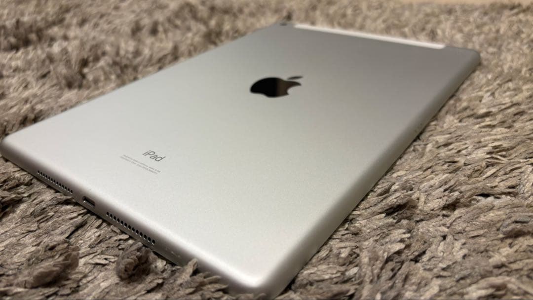 Apple iPad第7世代(2019年発売)32GBシルバー