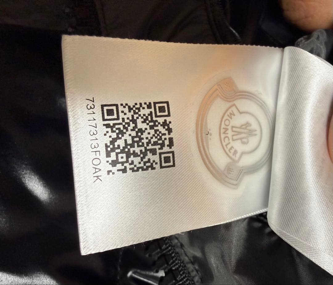 モンクレール マヤ MONCLER MAYA 黒 ブラック サイズ2 ダウン