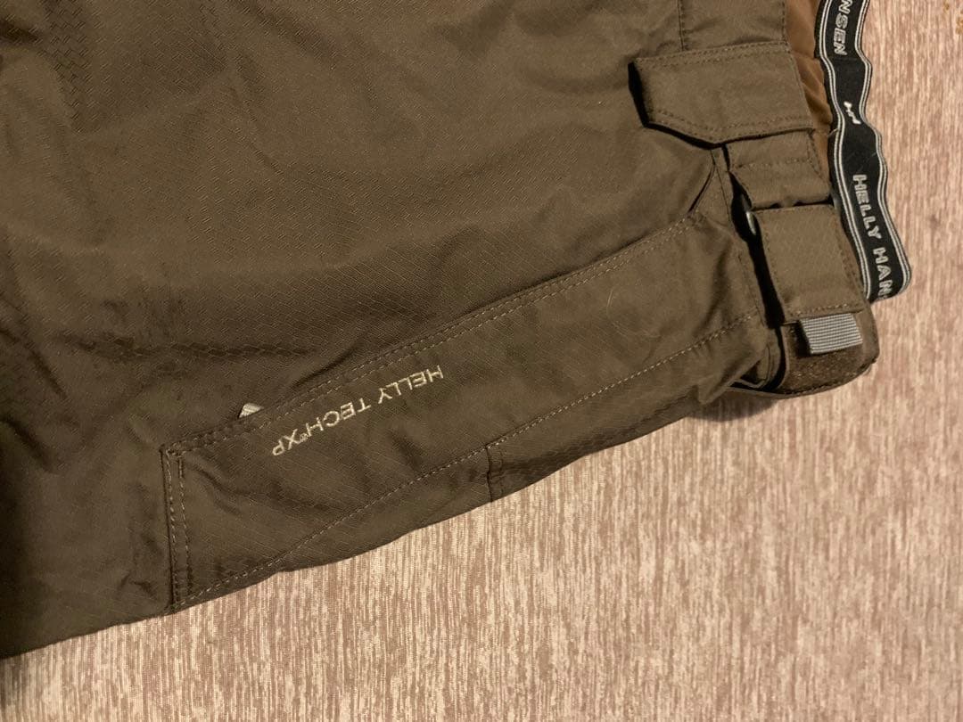 少々難あり　ヘリーハンセン　スキー　スノボ　ウエア　M