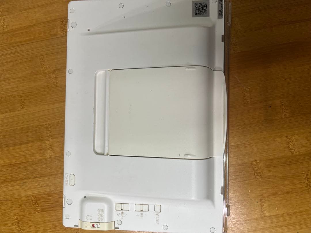 PanasonicプライベートビエラUN-10E7-W お風呂　台所