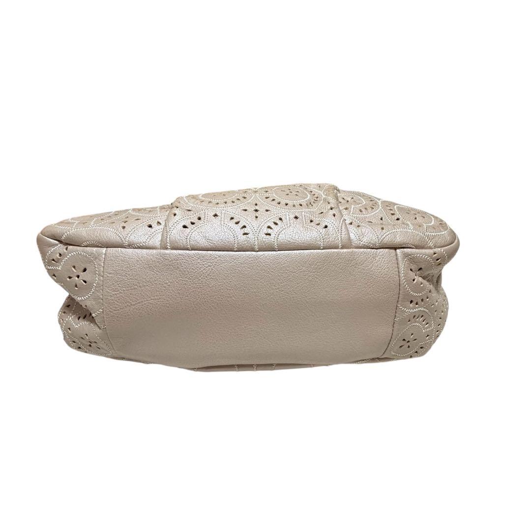 COACH コーチ レザー パンチング ホーボーバッグ ピンクベージュ 美品