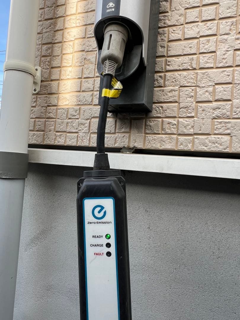 電気自動車　日産リーフ　充電ケーブル　200V