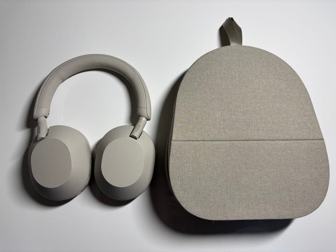 【ほぼ新品】　SONY wh-1000xm5