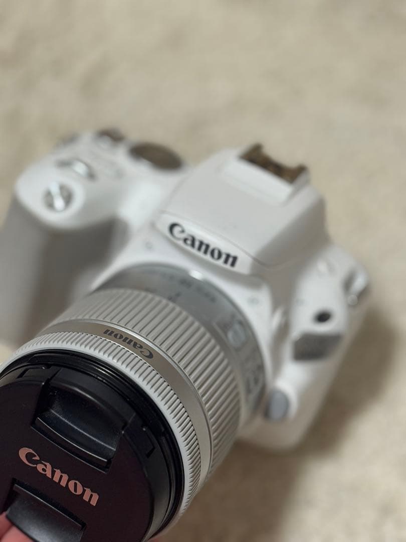 Canon EOS 200d ホワイト Canon Kiss X9の海外モデル