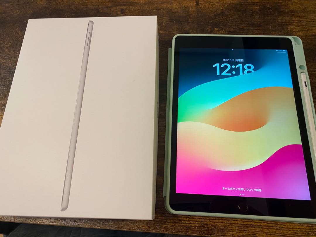【美品】iPad (第9世代) 64GB バッテリー100% 充電回数14回