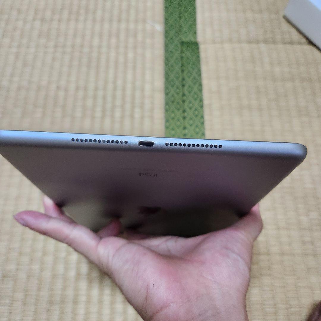 Apple iPad 第６世代バッテリー容量91% Simフリー