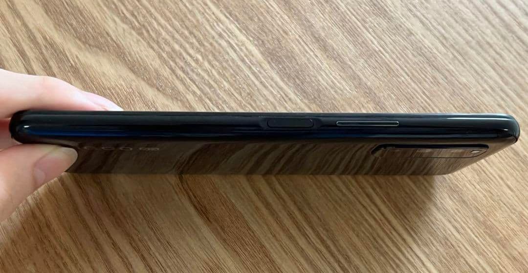 スマートフォン本体 vivo iQOO Z1 6+128 144hz Dimensity 1000+