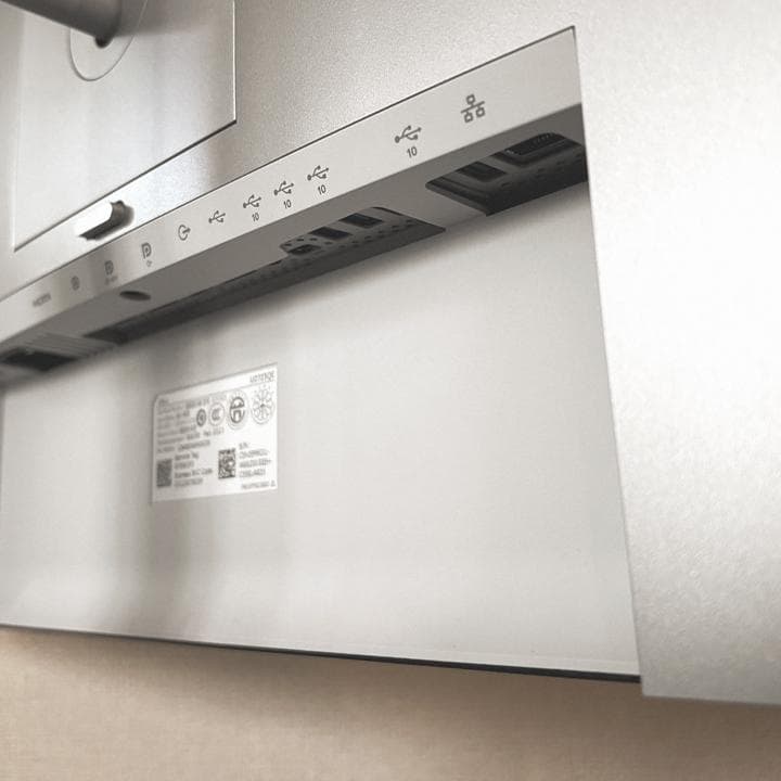 Dell U2723QE 27inch 4K ハイエンドモニター