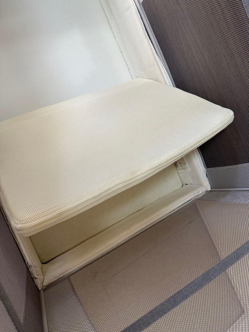 マットレス付き！アップリカ ココネルエアーABベビーベッド グレーベアー