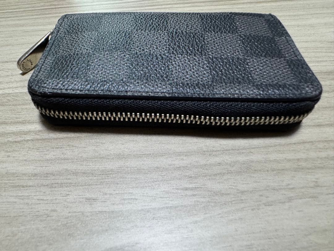 【美品】ルイヴィトン　ダミエグラフィット　ジッピーパース 　ケース