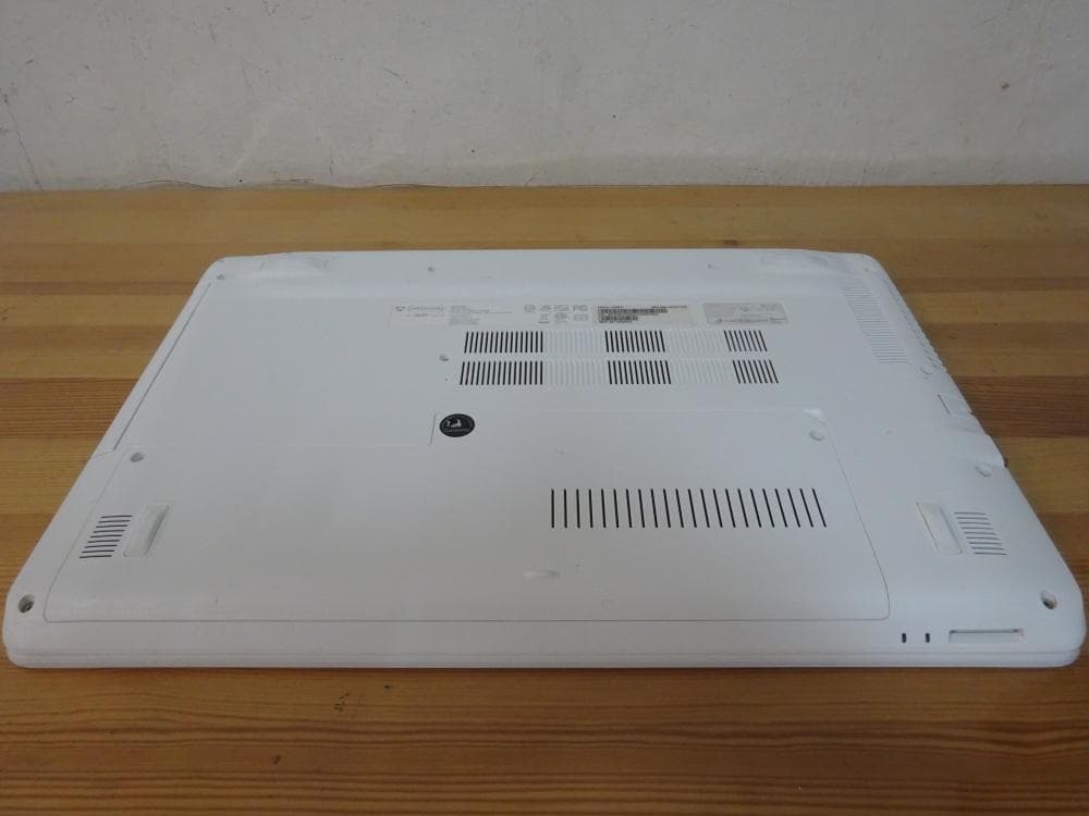 ACER ノートパソコン NE574-F38G/F/中古特価良品