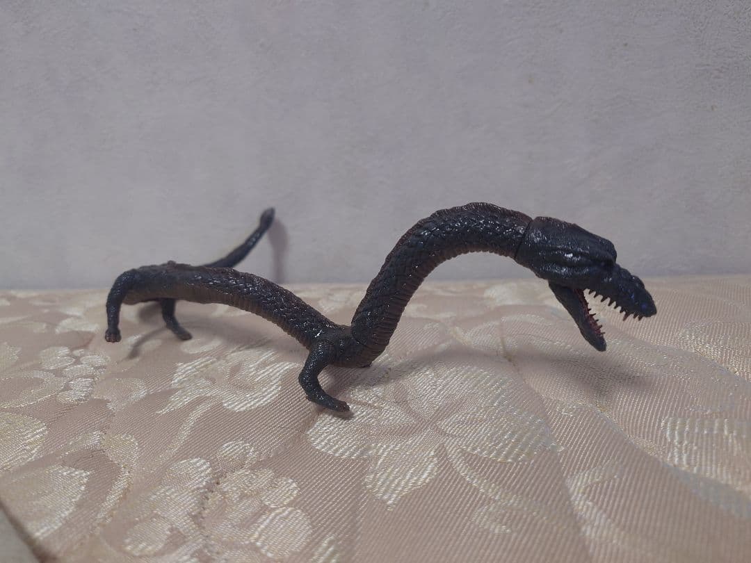 ymsf 昭和マンダ　フィギュア