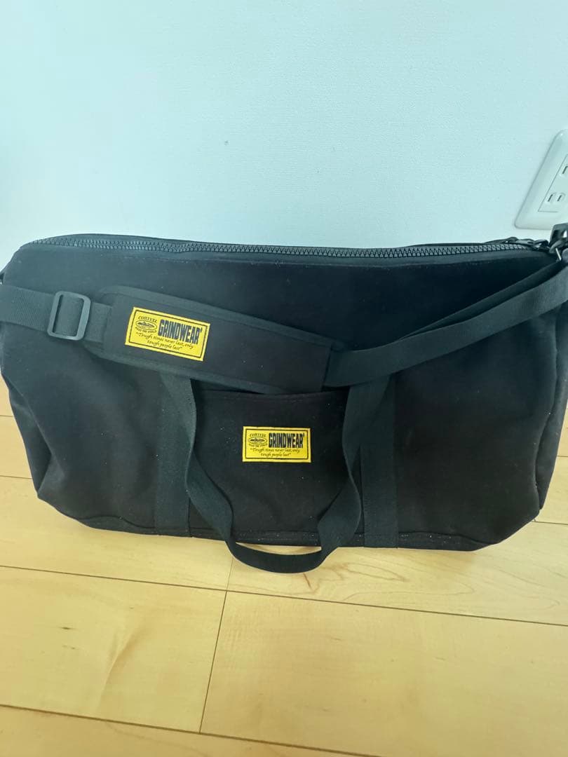 コーテイズ　ボストンバッグ