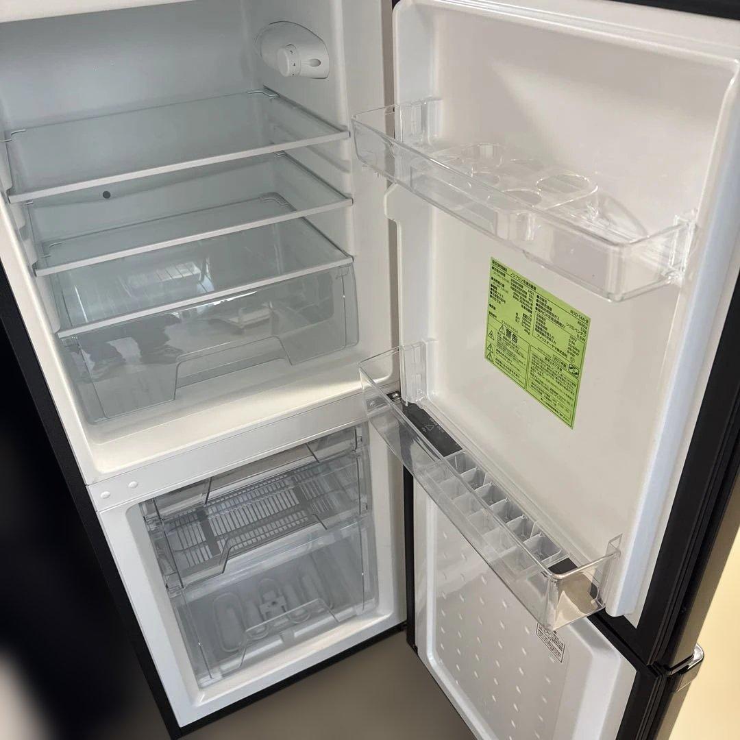 名古屋近郊限定　2023年　アイリスオーヤマ　冷蔵庫　142L 黒