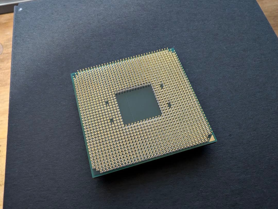 AMD Ryzen5 3600 純正クーラー付き