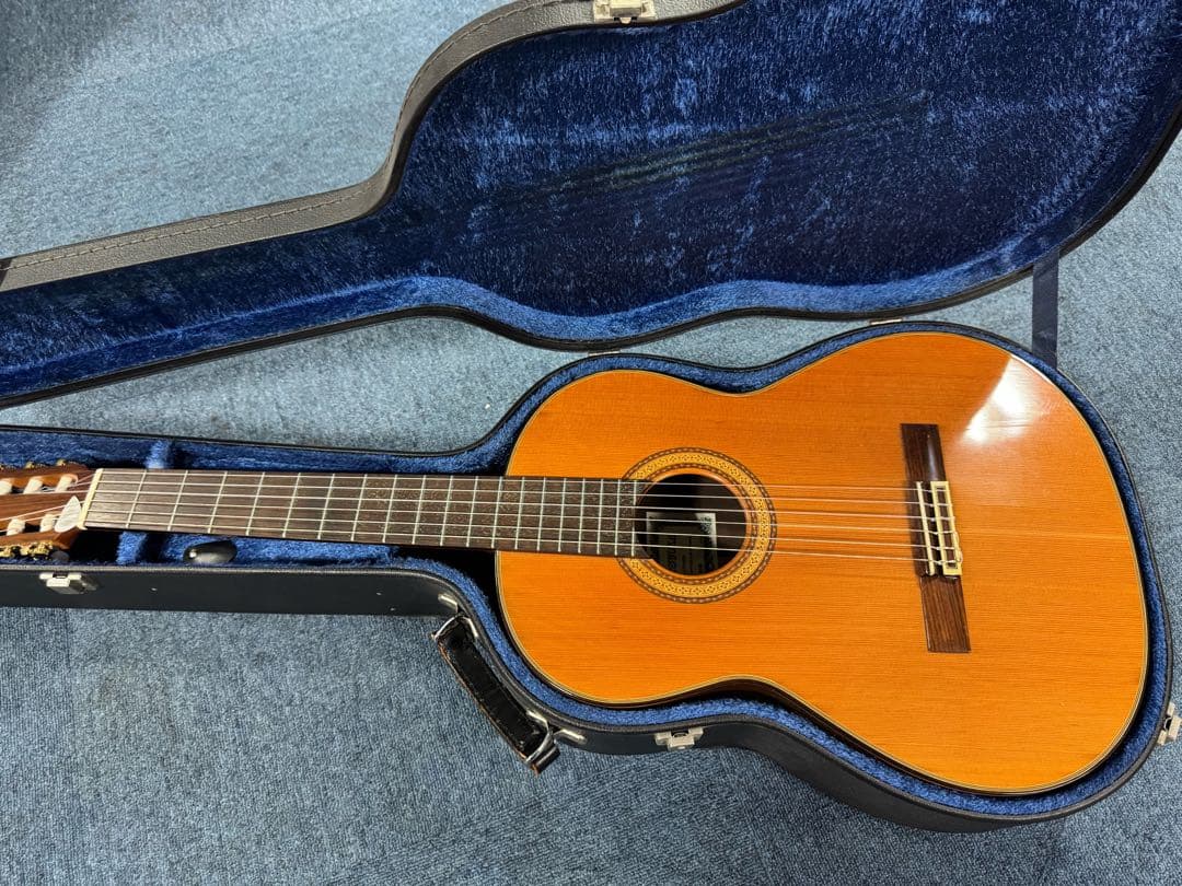 T.MATSUOKA LUTHIER M40 クラシックギター ケース鍵付き