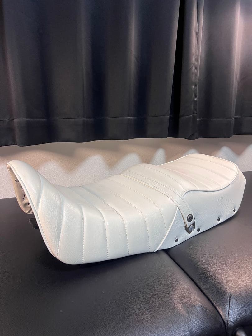 GSX250E GSX400E ゴキ タックロール ホワイト