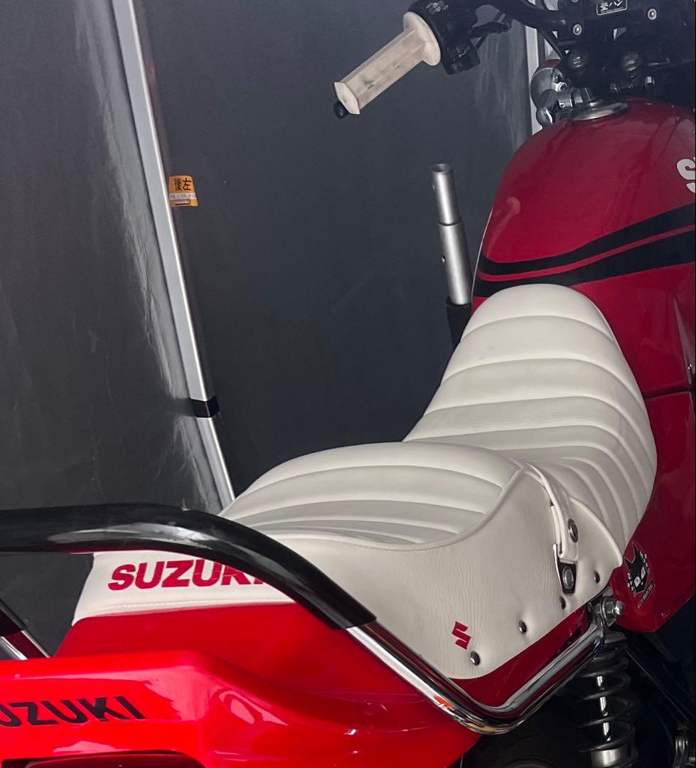 GSX250E GSX400E ゴキ タックロール ホワイト