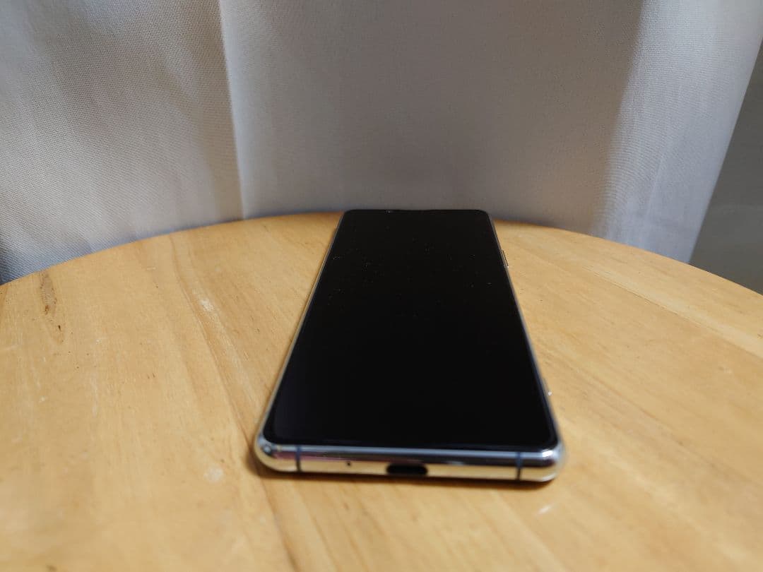 1/10まで掲載予定　SIMロック解除済みXperia 5 Ⅱ SO52A