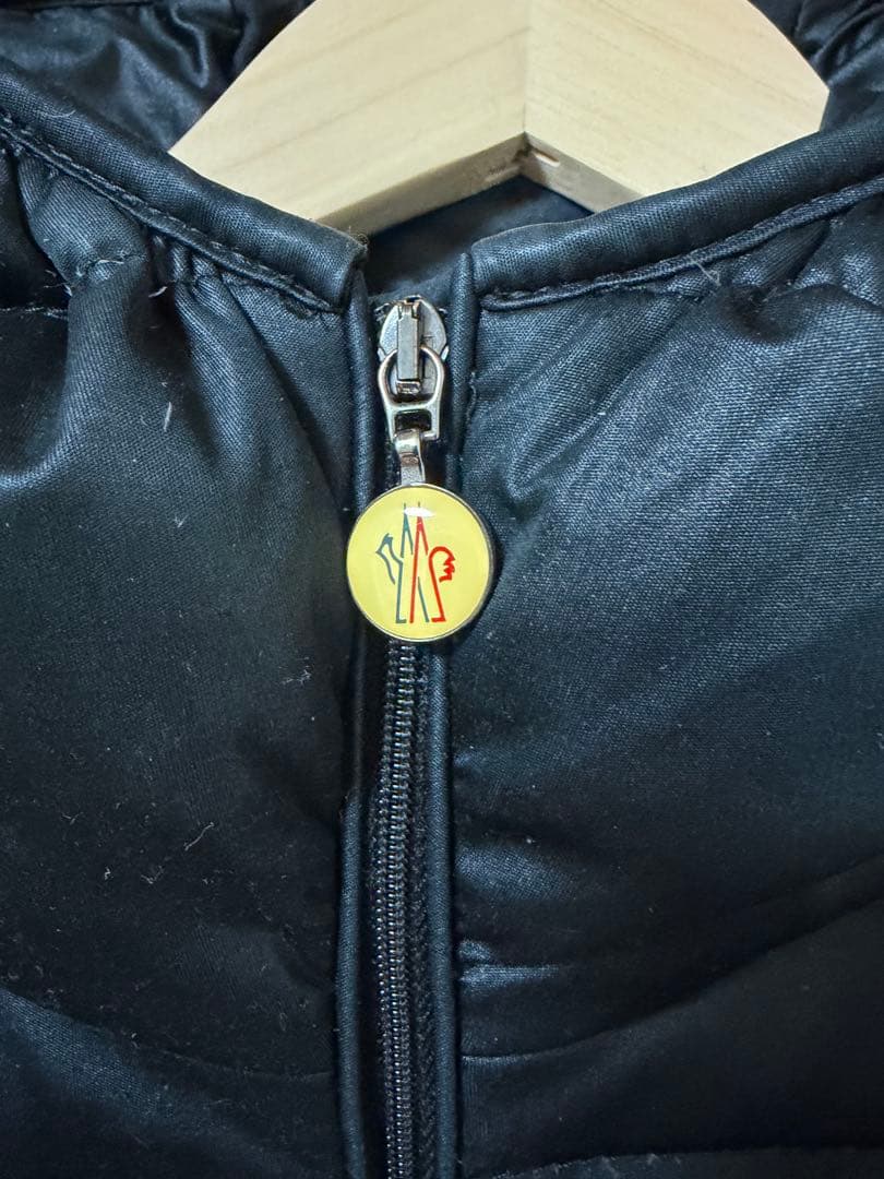 モンクレール　ダウンジャケット　希少サイズ4